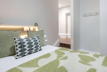 1 bed studio, Great George Street, Leeds, LS13DL - Image 4